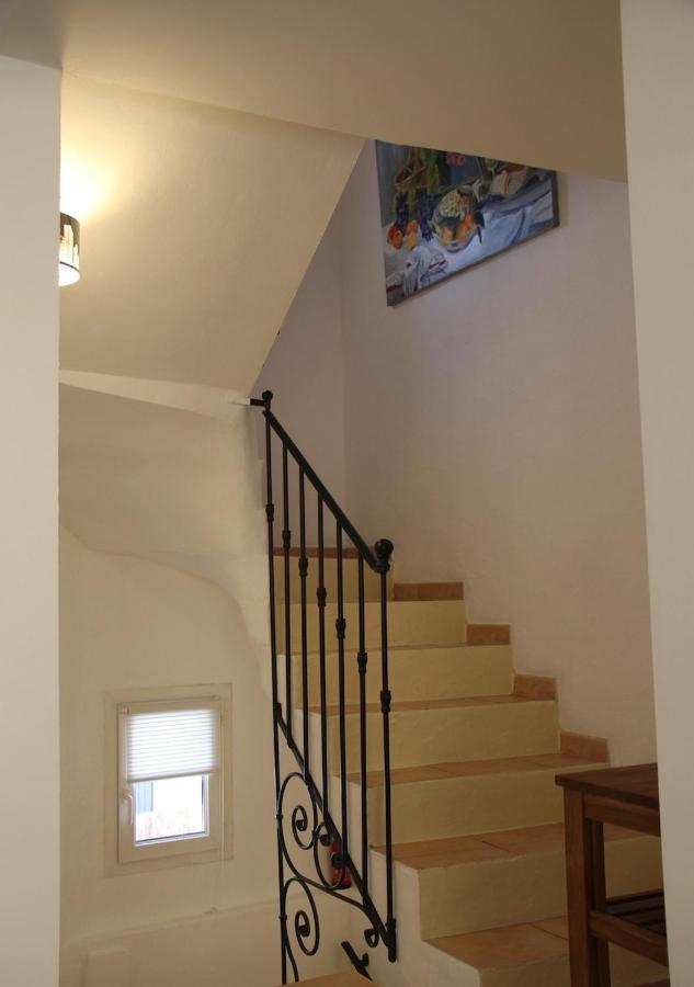 Agreable Maison De Ville Eyragues Eksteriør bilde